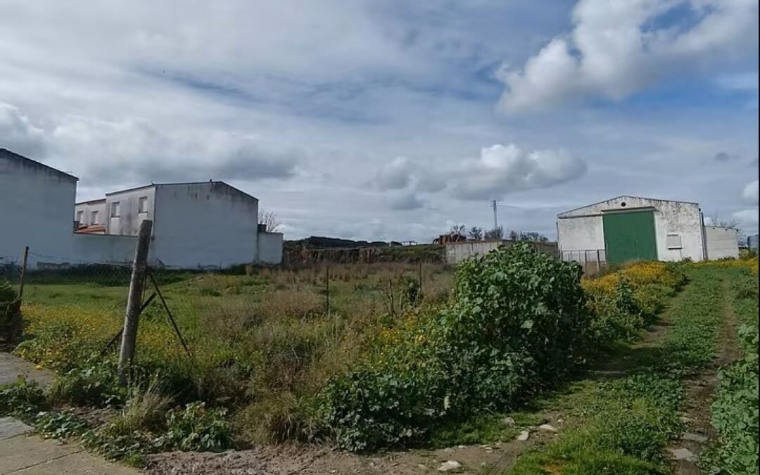 Terreno residencial en venta Calle Los Rosales