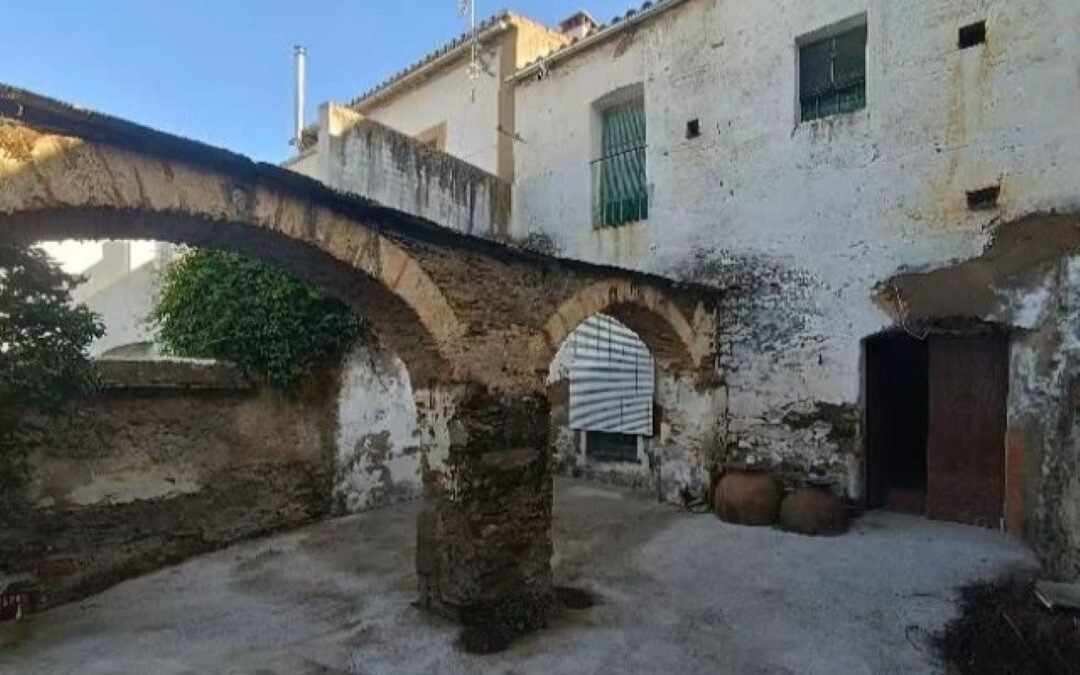 Casa vivienda en venta. En Alcántara